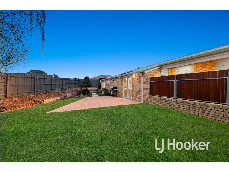 5 Hazel Court, Hampton Park VIC 3976
