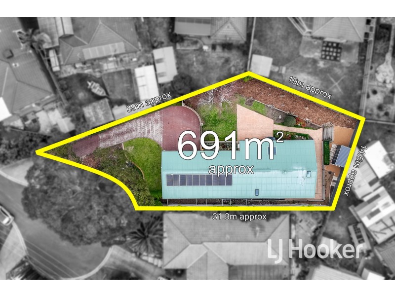 5 Hazel Court, Hampton Park VIC 3976