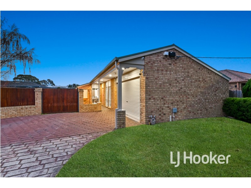 5 Hazel Court, Hampton Park VIC 3976