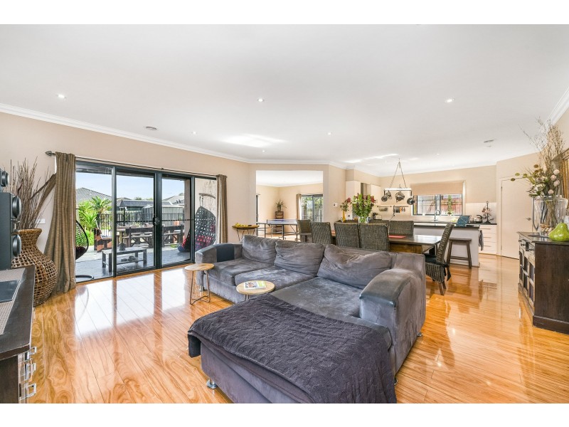 567 Evans Road, Lynbrook VIC 3975
