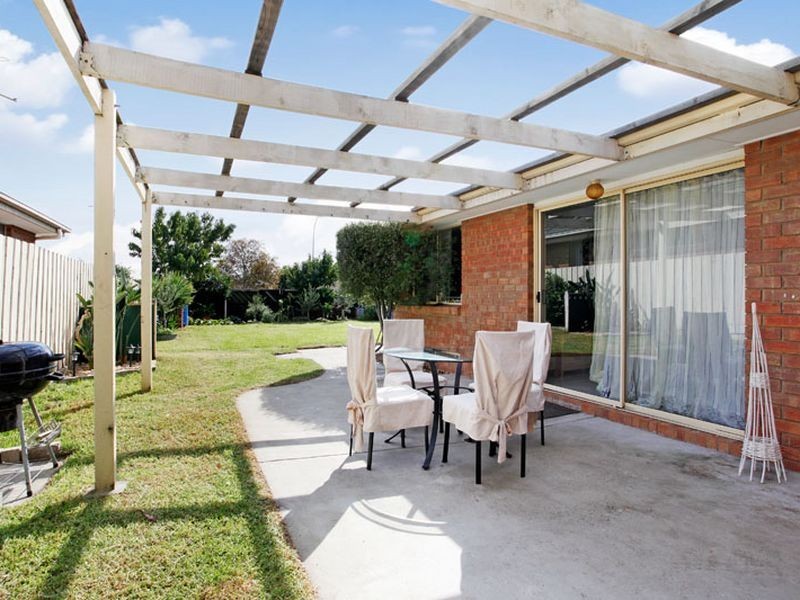 6 Bluegum Way, Hampton Park VIC 3976