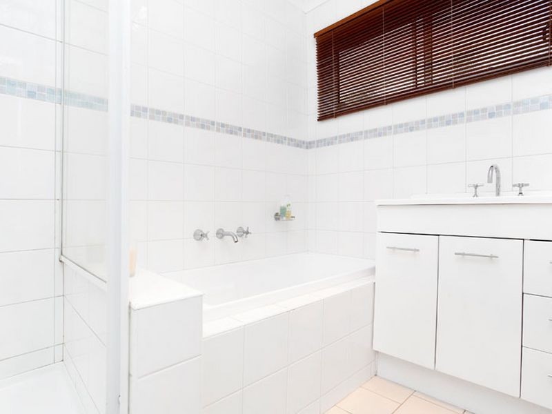 5 Justin Circuit, Hampton Park VIC 3976