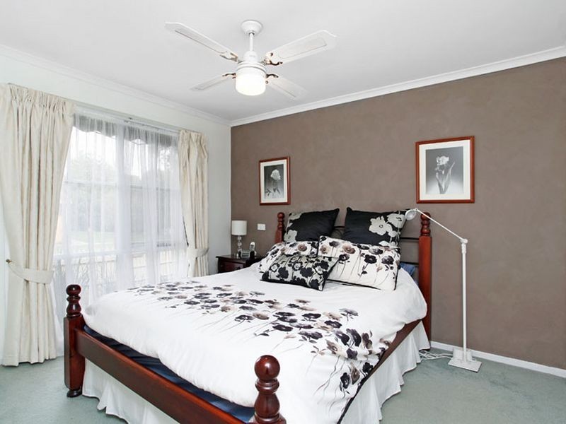 5 Justin Circuit, Hampton Park VIC 3976