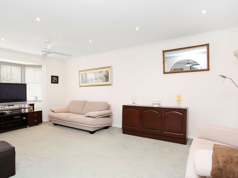 5 Justin Circuit, Hampton Park VIC 3976