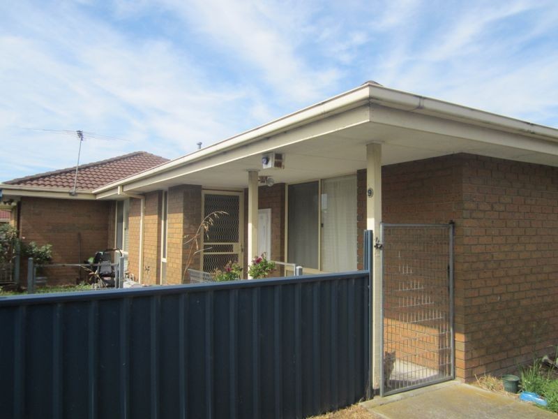 9 Yasmin Court, Hampton Park VIC 3976