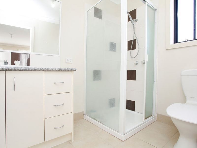 2 Cranberry Place, Cranbourne VIC 3977