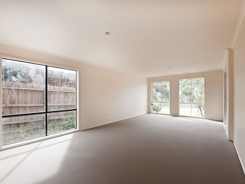 35 Louise Baille Avenue, Narre Warren South VIC 3805