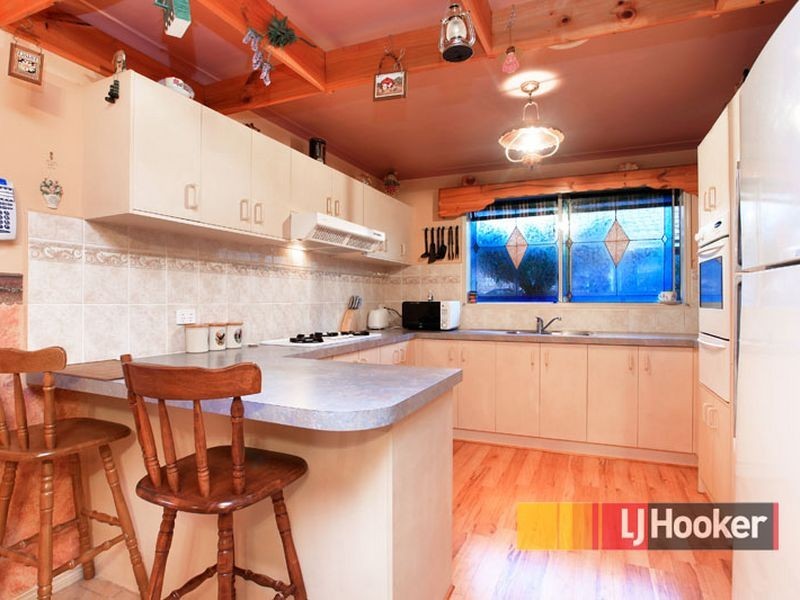 19 Ironbark Close, Hampton Park VIC 3976