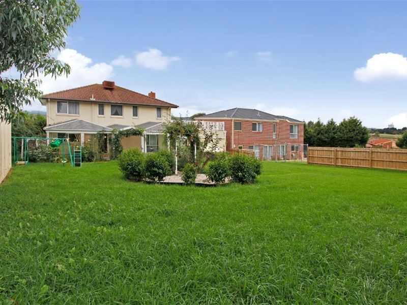 36 Blackwood Drive, Hampton Park VIC 3976