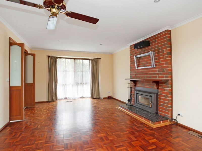 36 Blackwood Drive, Hampton Park VIC 3976