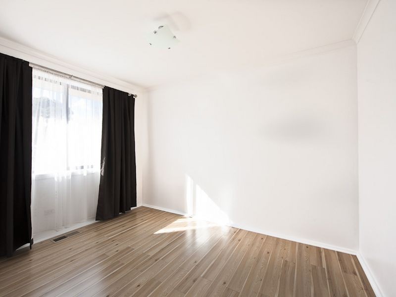 66 Oaktree Drive, Hampton Park VIC 3976