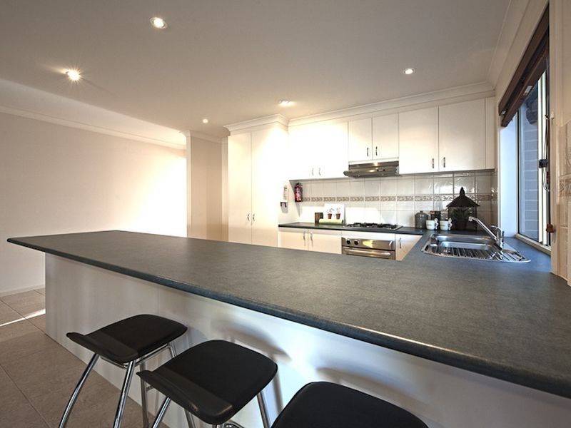 13 Hadley Circuit, Narre Warren South VIC 3805