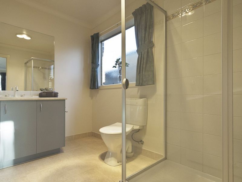 13 Hadley Circuit, Narre Warren South VIC 3805