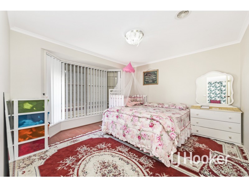 1 Reeves Court, Hampton Park VIC 3976