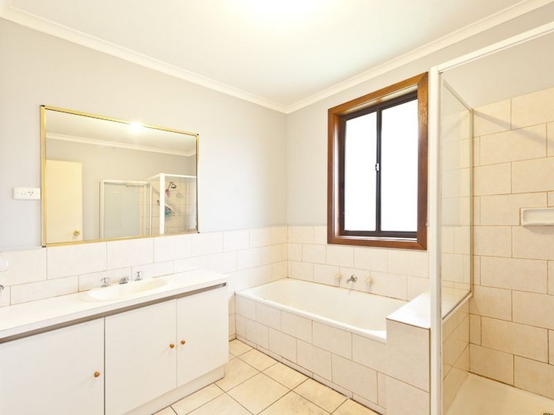 1/2-6 Belgrave Hallam Road, Hallam VIC 3803