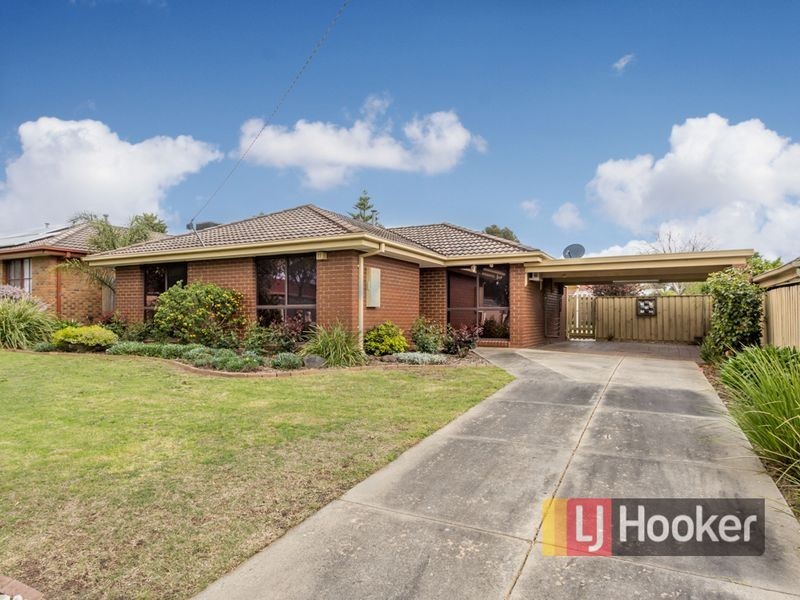 12 Ivan Crescent, Hampton Park VIC 3976