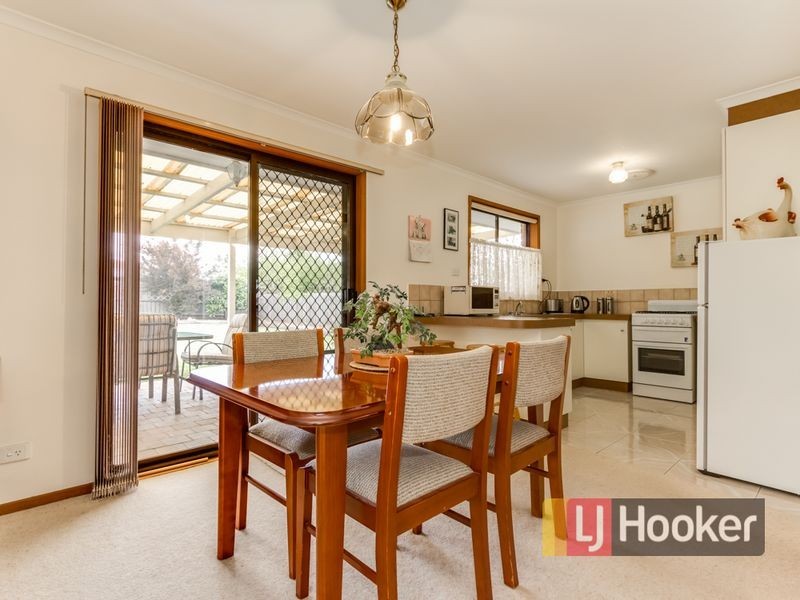 12 Ivan Crescent, Hampton Park VIC 3976