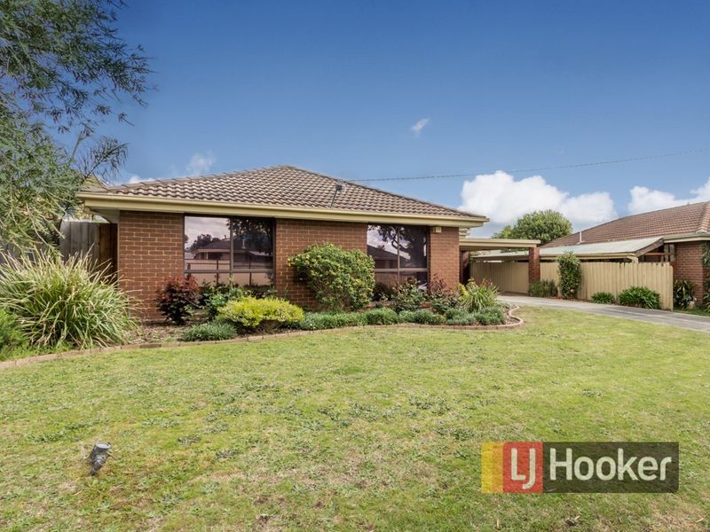 12 Ivan Crescent, Hampton Park VIC 3976