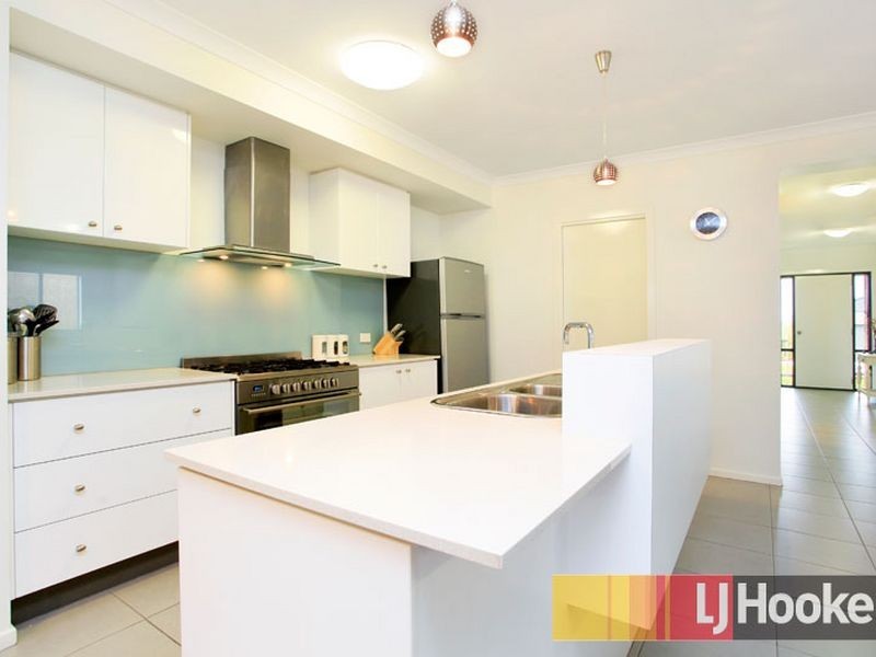 20 Caribbean Pine Court, Lyndhurst VIC 3975