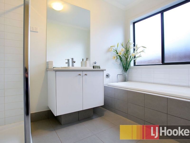 20 Caribbean Pine Court, Lyndhurst VIC 3975