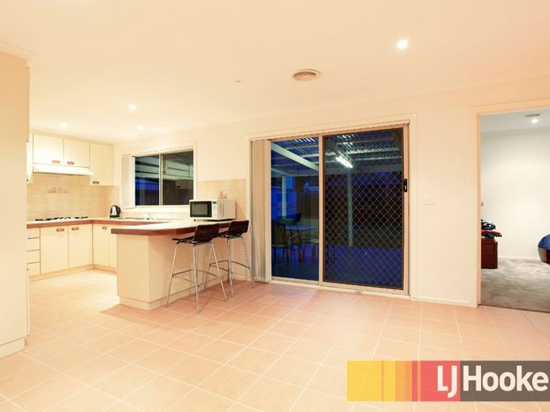 128 Kurrajong Road, Narre Warren VIC 3805