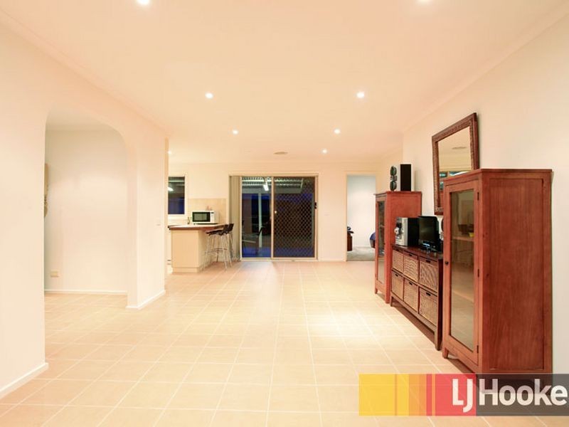 128 Kurrajong Road, Narre Warren VIC 3805