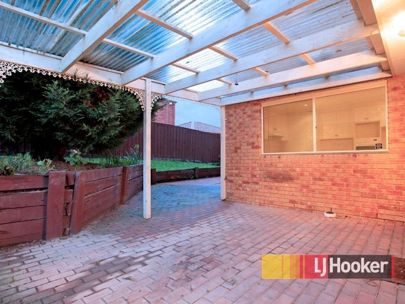 18 Kurrajong Road, Narre Warren VIC 3805