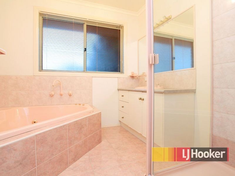 18 Kurrajong Road, Narre Warren VIC 3805