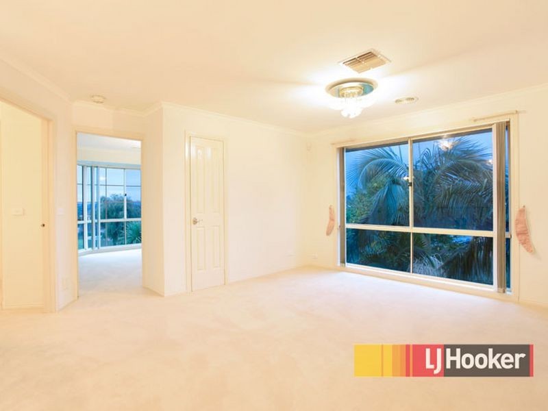 18 Kurrajong Road, Narre Warren VIC 3805