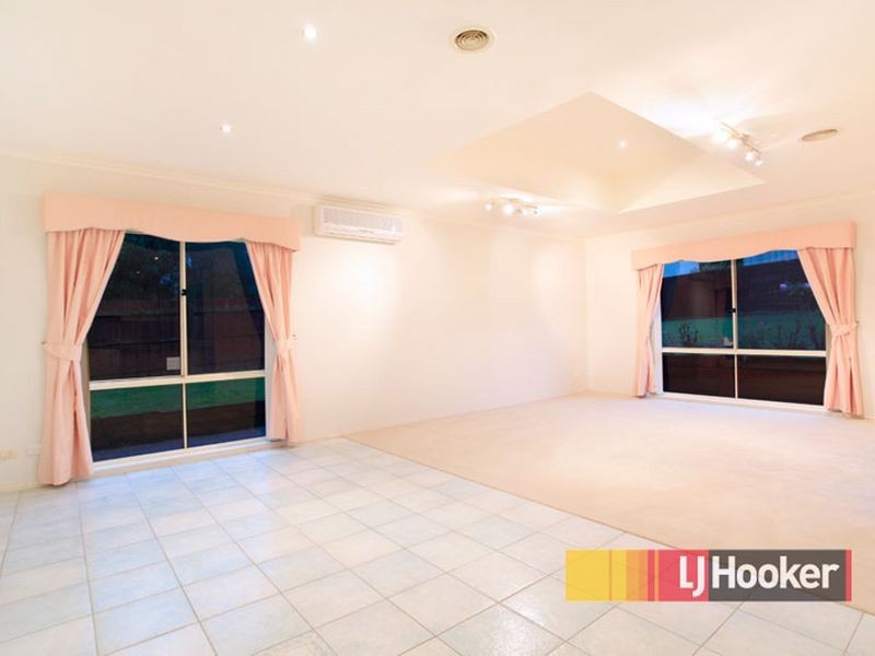 18 Kurrajong Road, Narre Warren VIC 3805