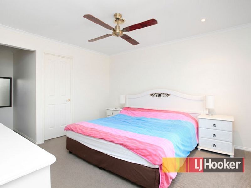 64 The Parkway, Hampton Park VIC 3976