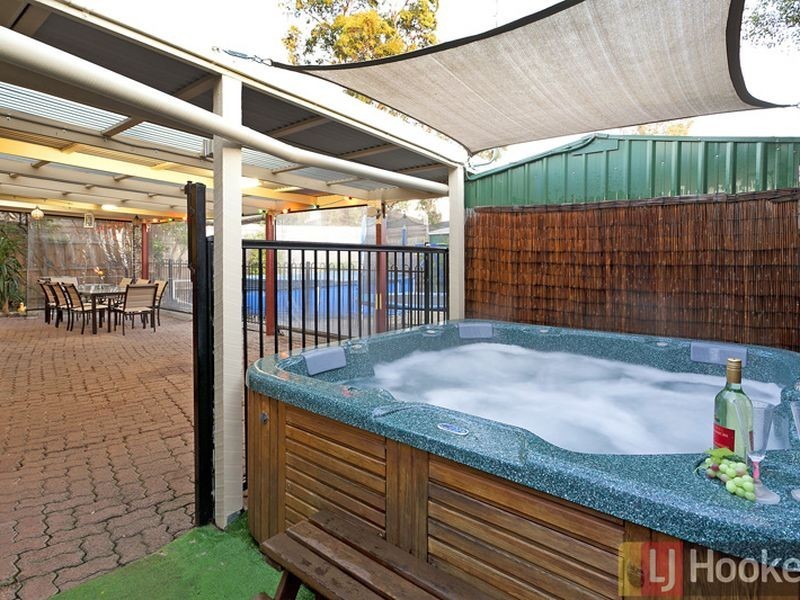 124 Somerville Road, Hampton Park VIC 3976