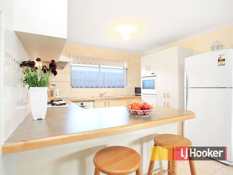 5 Shaftsbury Avenue, Berwick VIC 3806