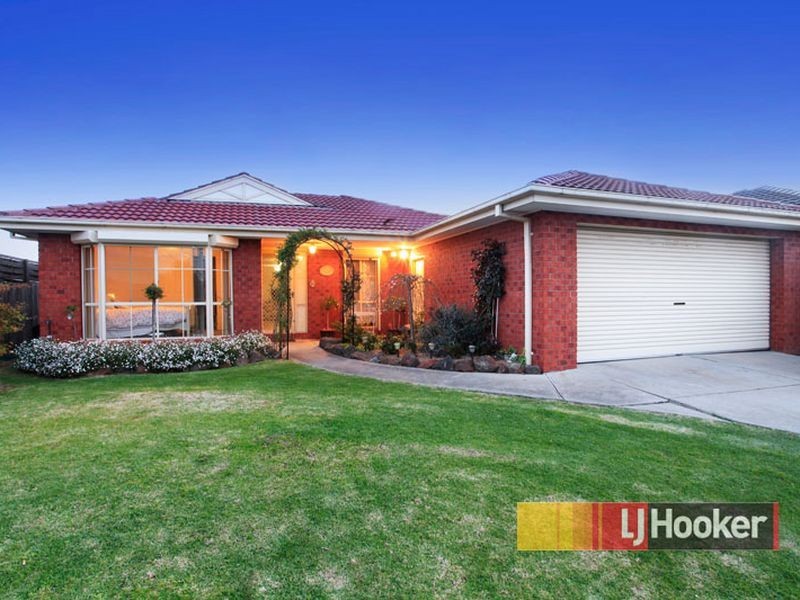 5 Shaftsbury Avenue, Berwick VIC 3806