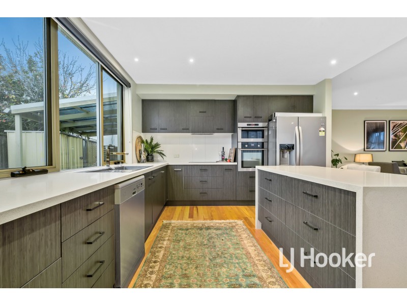 27 Lyndhurst Boulevard, Lyndhurst VIC 3975