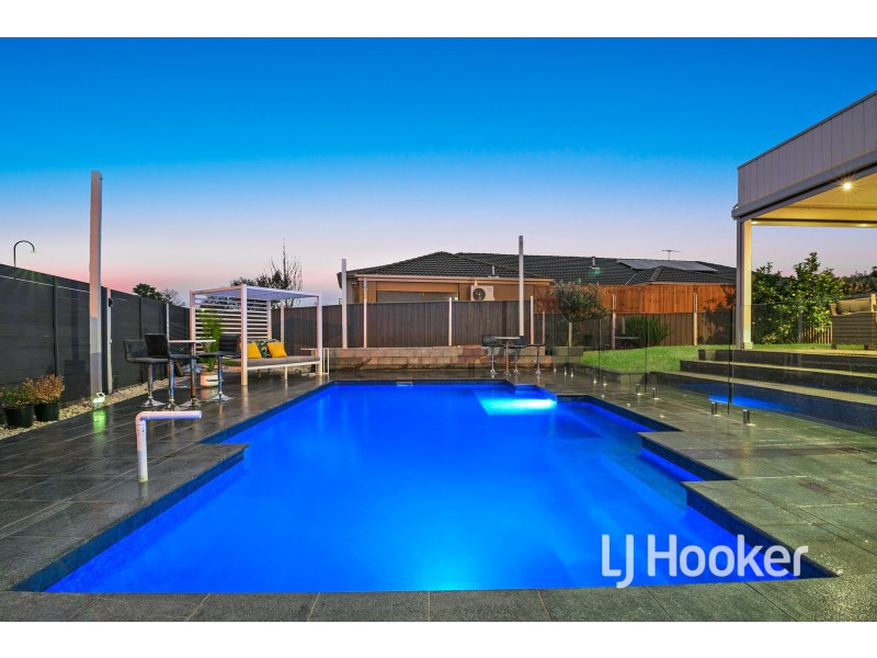 27 Lyndhurst Boulevard, Lyndhurst VIC 3975