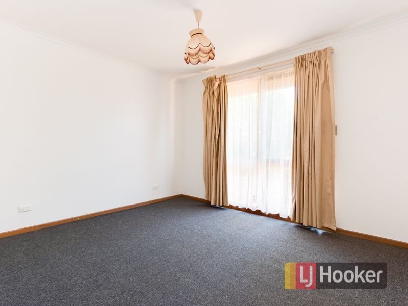 10 Simon Court, Hampton Park VIC 3976