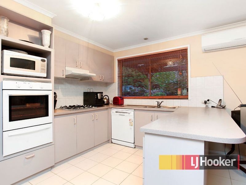 24 Jericho Court, Berwick VIC 3806