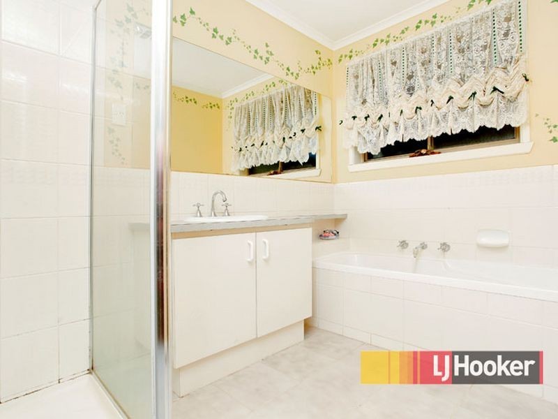 24 Jericho Court, Berwick VIC 3806