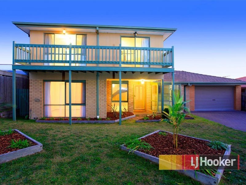 8 Ungarie Court, Hampton Park VIC 3976