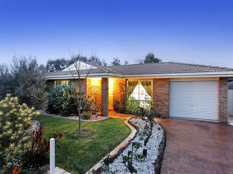 39 Cumberland Chase, Hampton Park VIC 3976