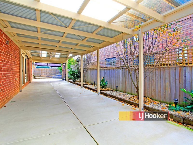 25 Rivergum Rise, Hampton Park VIC 3976