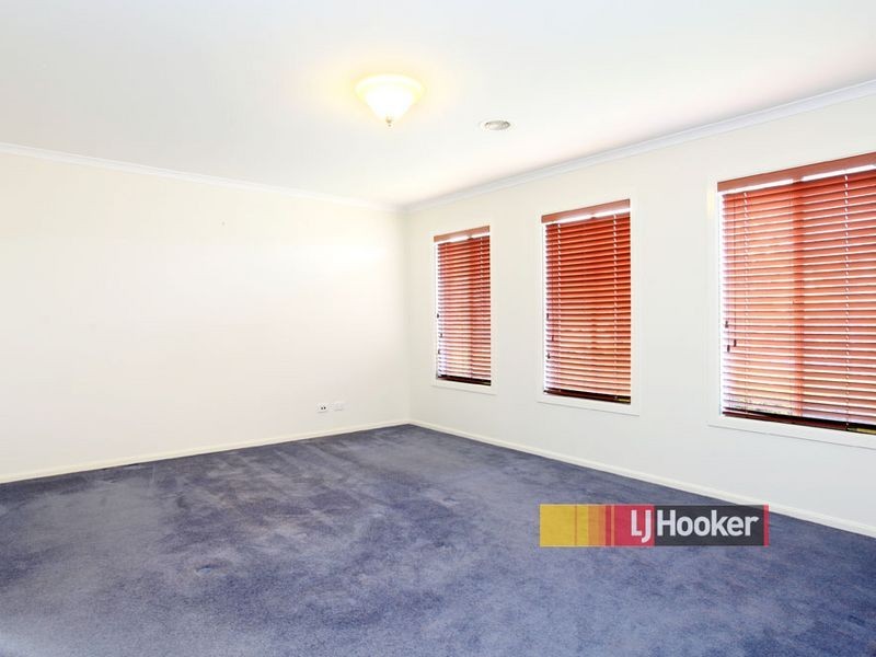 25 Rivergum Rise, Hampton Park VIC 3976