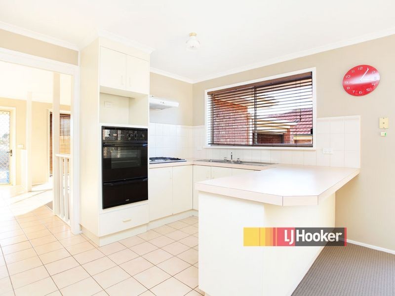 12 Sandhurst Mews, Hampton Park VIC 3976