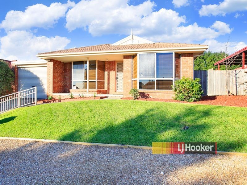 12 Sandhurst Mews, Hampton Park VIC 3976