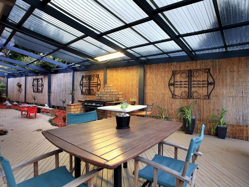 24 The Grange, Hampton Park VIC 3976