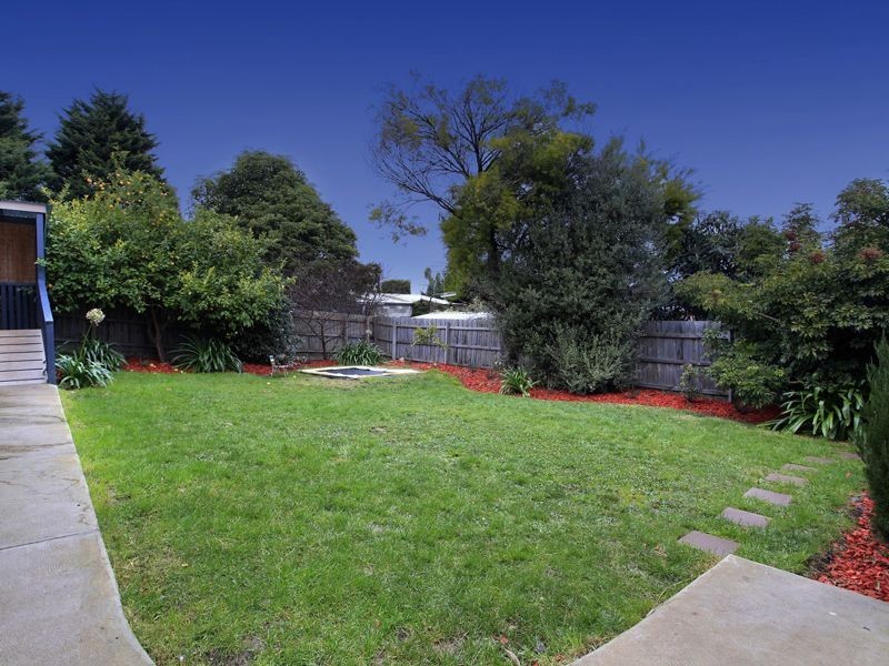 24 The Grange, Hampton Park VIC 3976