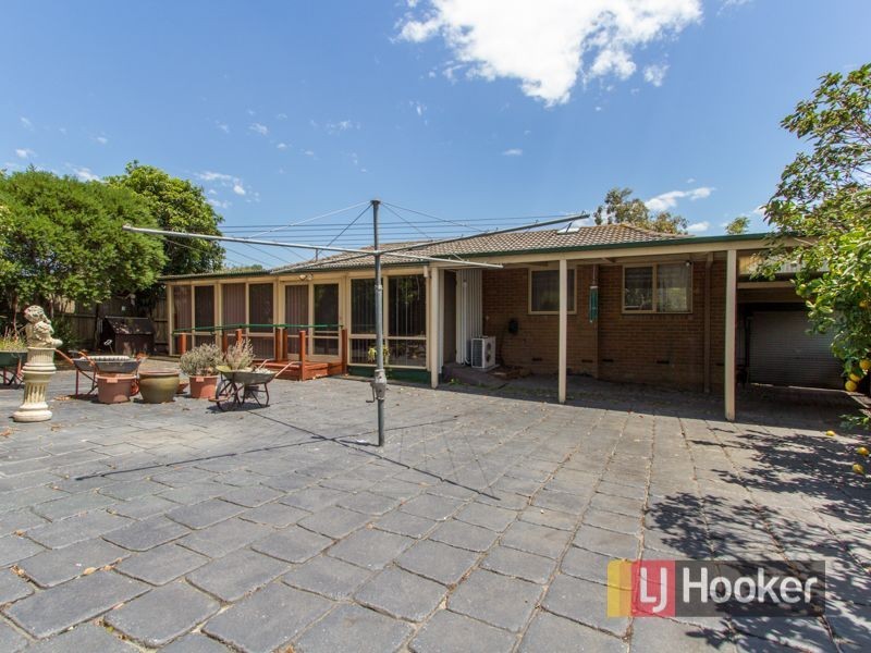 125 Oaktree Drive, Hampton Park VIC 3976