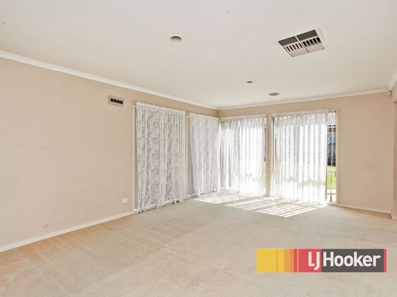 94 Lynbrook Boulevard, Lynbrook VIC 3975