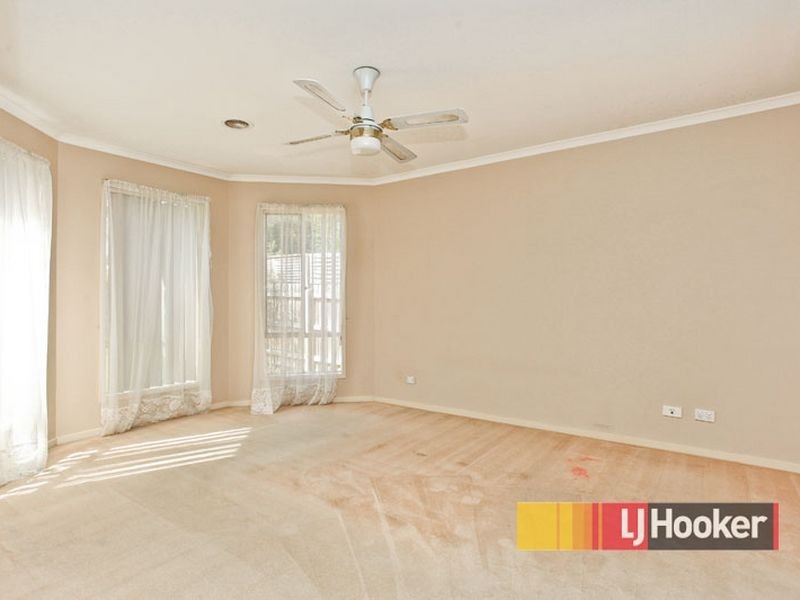 94 Lynbrook Boulevard, Lynbrook VIC 3975